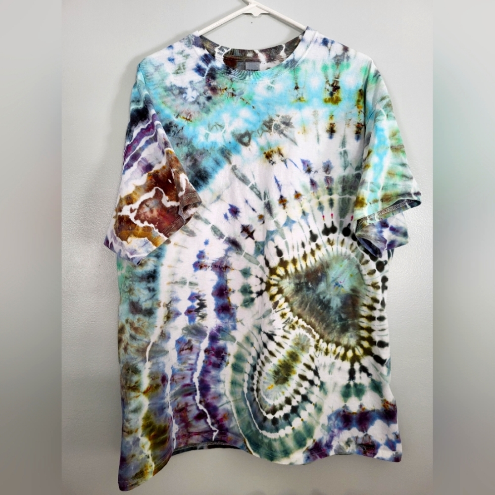Mushroom 🍄 Tie-dye XL
